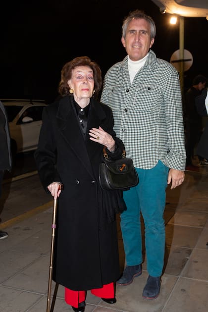 Susana Reta, íntima amiga de Mirtha, también dijo presente en el teatro Regio.