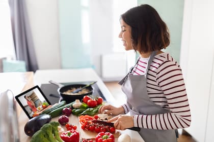 Suscribite a Foodit, el sitio de LA NACION con recetas, planificación semanal, ideas de menú y herramientas para aliviar la rutina en la cocina