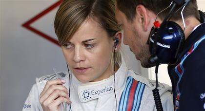 Susie Wolff, en Silverstone, cuando competía en la Fórmula Renault; hoy es directora general de la F1 Academy