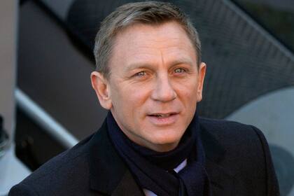 Suspenden el estreno de James Bond