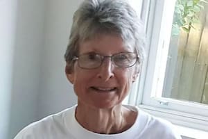 Suzanne Rees fue encontrada muerta horas después de que el crucero en el que viajaba la dejara en una isla remota de Australia