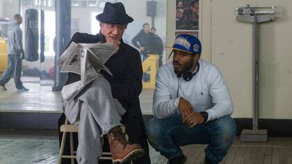 Sylvester Stallone con Ryan Coogler, el californiano de 29 años que dirigió este nuevo capítulo de la saga