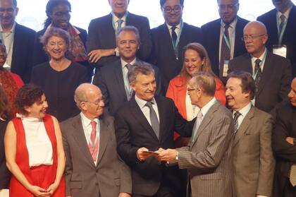 T20: Macri encabezó la apertura del encuentro de "think tanks" en el CCK