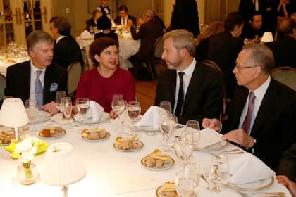 T20: funcionarios, dirigentes políticos, académicos, especialistas y empresarios se reunieron en el Alvear Palace Hotel