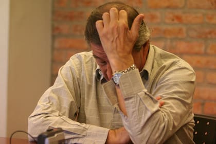 TABAREZ. Su esposa fue abordada por dos personas en una moto que la quemaron un con líquido