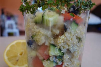 Tabule de quinoa, no tiene las mismas propiedades nutritivas que el de trigo pero también es super healthy