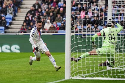 Tagliafico acumula tres temporadas en Lyon, nunca con un momento tan negativo como el actual; su contrato está próximo a vencer.