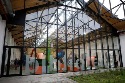 Libros sobre feminismo en el Parque de la Estación