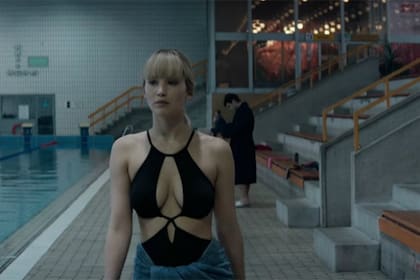Tal como se retrató en la película Red Sparrow (2018), una de las más poderosas herramientas de la KGB era las espías sexuales que conseguían información a partir del chantaje