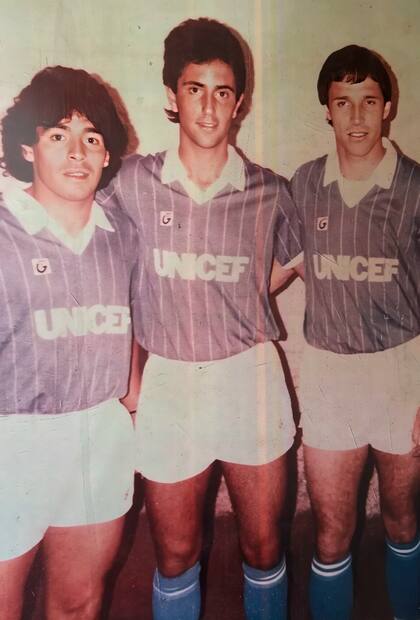 Talarico junto a Maradona y Bertoni, en Italia, dos meses antes del Mundial 86