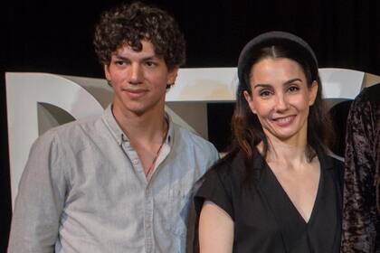 Con el bailarín mexicano Isaac Hernández, su pareja, que es figura estelar también en el ENB