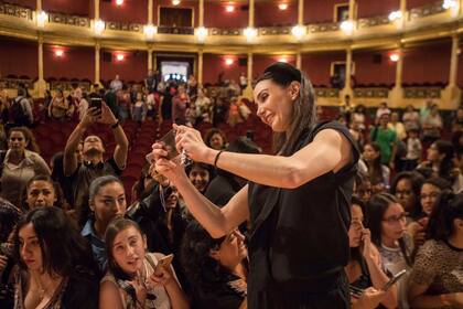 En la conferencia "Historias que inspiran" Tamara Rojo contó su historia, cuando dejó España y se hizo grande