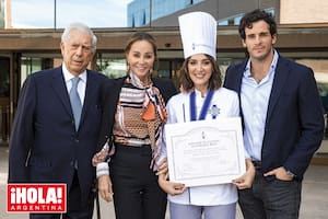 La hija de Isabel Preysler se recibió de chef en la sede madrileña del prestigioso Le Cordon Bleu
