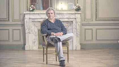 También abogado, Falcones cerró su estudio después de publicar su primer libro