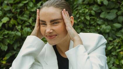 También cubrirá el uso de filtros, como los que se pueden usar en Snapchat, así como las alteraciones digitales de la forma y el tamaño del cuerpo