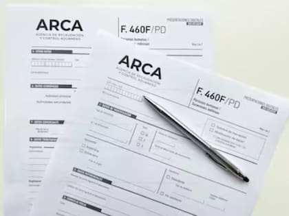 También el proyecto propone un régimen simplificado de Ganancias, que aplicará para personas humanas y sucesiones indivisas con ingresos menores a $1000 millones y un patrimonio debajo de los $10.000 millones.