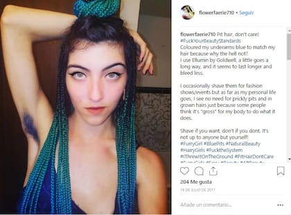 También están las chicas que se tiñen de un solo color, también como una muestra de empoderamiento.