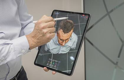 También hay muchos ejemplos inofensivos de nuevas tecnologías que vuelven obsoletas viejas habilidades