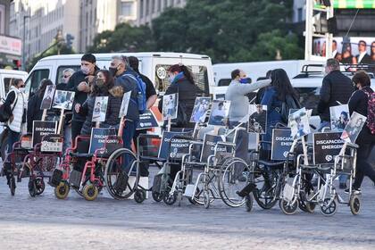 También hubo manifestaciones en Rosario, Mendoza y Paraná