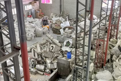 También, por orden de la Justicia, se allanaron galpones