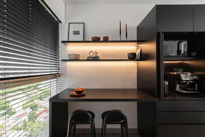 También se eligen en la cocina por la facilidad para limpiarlas y su estética moderna en la versión de bandas más finas.