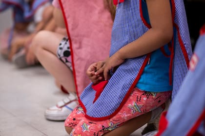 También se intensificará la formación y capacitación para quienes interactúan todos los días con los chicos para poder detectar y trabajar sobre discapacidades