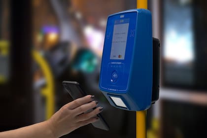 También se puede pagar con celular, sea con NFC o con QR