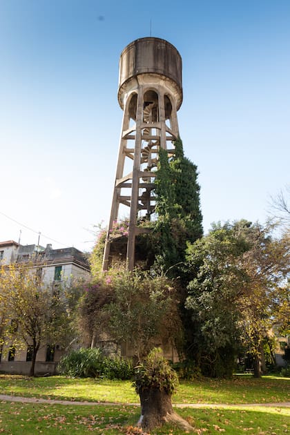 Tanque de agua en Agronomía.