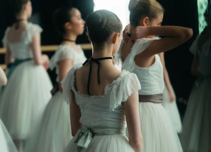 Tanto en el Koi Ballet de Rosario como en el Royal Ballet de Londres, Jazmín encontró a una segunda familia.