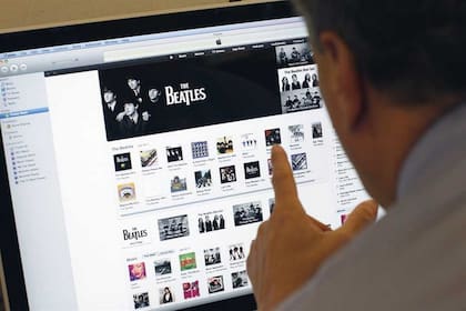 Tanto la compra de aplicaciones como de canciones que se adquieran desde las tiendas App Store de Apple o Play Store de Google deberán pagar IVA