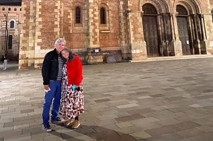 Tanto Pablo (geólogo) como Marcela (médica), debieron luchar por conseguir su derecho de piso.