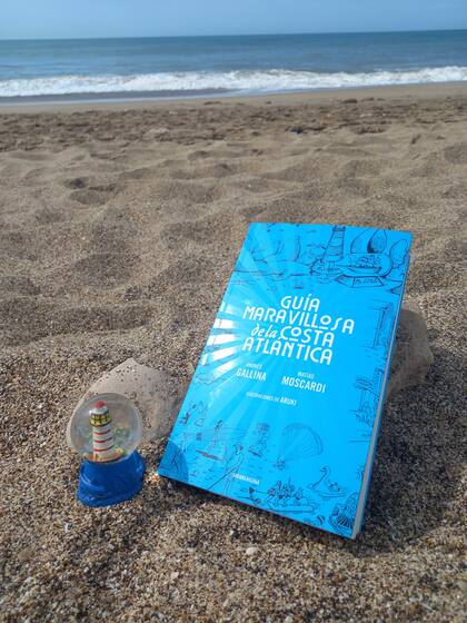 Tapa de la "Guía maravillosa de la Costa Atlántica" (Sudamericana)