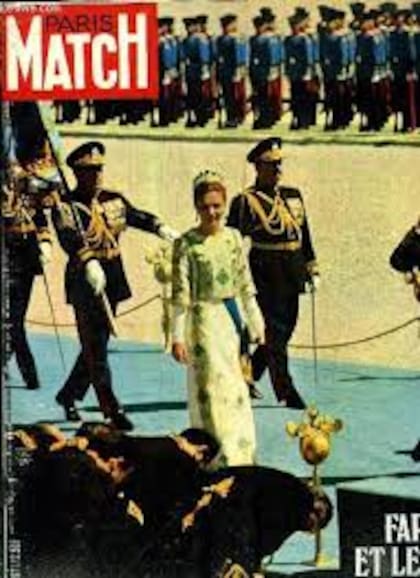 Tapa de la revista Paris Match de la celebración por los 2500 años del Imperio Persa