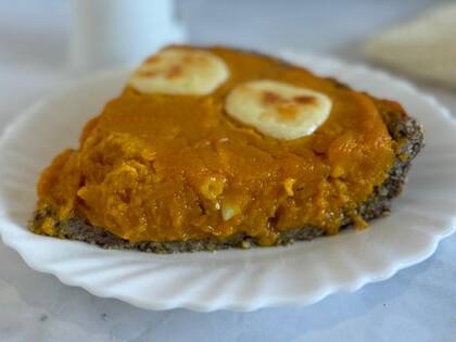 Tarta de calabaza, cebolla y choclo