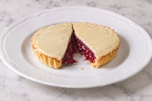 Tartaleta de frambuesa y chocolate blanco