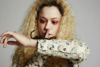 Tatiana Maslany como Helena en Orphan Black
