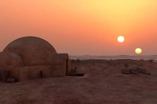 Encontraron 27 “planetas” que podrían tener dos soles