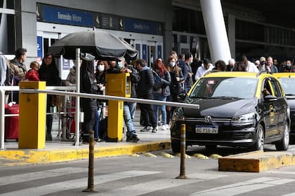 La barrera que controla que los taxis estén habilitados