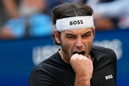 Taylor Fritz debió batallar durante cinco sets para dejar atrás a su compatriota Frances Tiafoe y es el primer finalista estadounidense en el US Open desde 2006, cuando definió, y perdió, Andy Roddick.