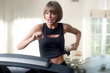 Taylor Swift entrenando