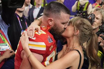 Taylor Swift ya vio a Travis Kelce ganar el Super Bowl LVIII, y podría volver a hacerlo este año (John Locher/AP)