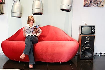 Te presentamos lugares con mucha onda para cuidar tu pelo