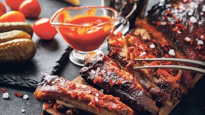 Te proponemos 10 lugares donde comer con la mano unas ribs tan tentadoras como estas