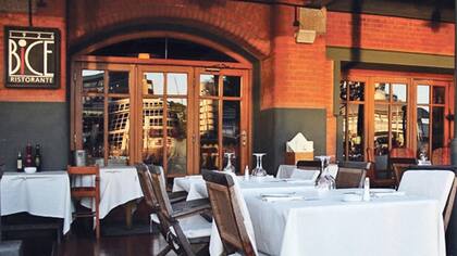 Te recomendamos la piadina de Bice, un pan de pizza listo para mojar en aceite picante