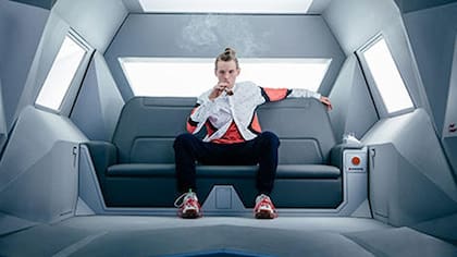 Techinical Boy (Bruce Langley), dios de la tecnología.