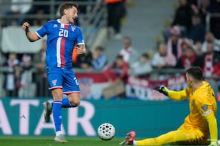 Técnico de Girona dice que el arquero Lospennato no volverá a jugar para el equipo