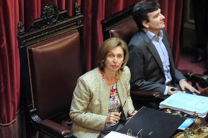 Beatriz Rokjés, en una sesión del Senado en 2012