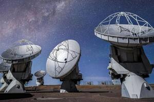 Cómo son los telescopios más potentes del mundo y qué pueden revelarnos del universo