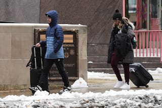 Temperaturas récord impactan el sureste de EE. UU. mientras nieve cubre partes del noreste