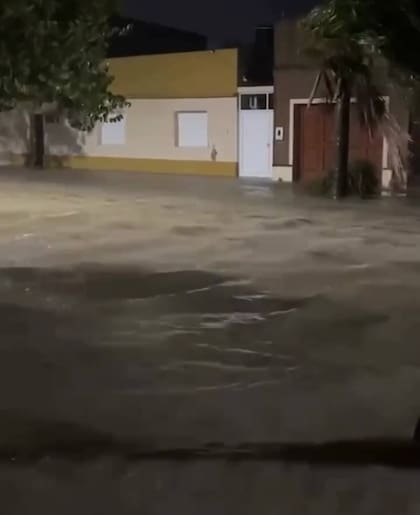 Temporal en Santa Fe: más de 100 evacuados, destrozos y clases suspendidas